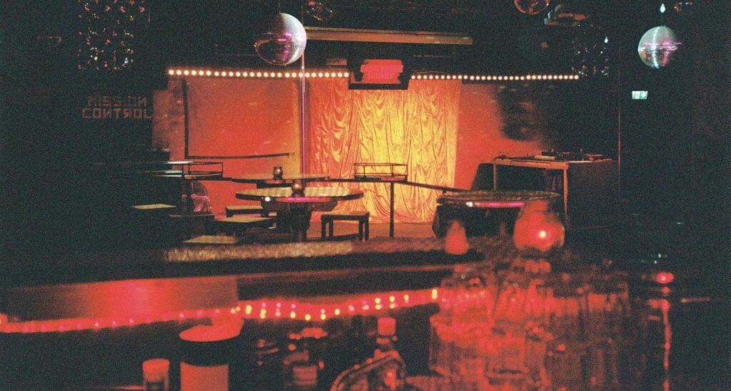 Die bekannteste Karaoke-Bar Berlins: Monster Ronson's Ichiban Karaoke